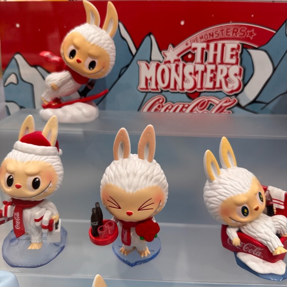 The Monsters/Coca-Cola Blind Box Figurine - Picture 6 of 11
